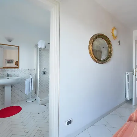 Luxury With Swimming Pool And Access To The Sea, Amalfi Coast Villa *